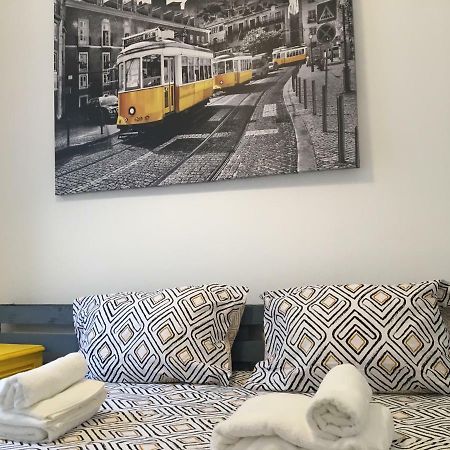 Love Inn Bairro Alto Lisboa Extérieur photo