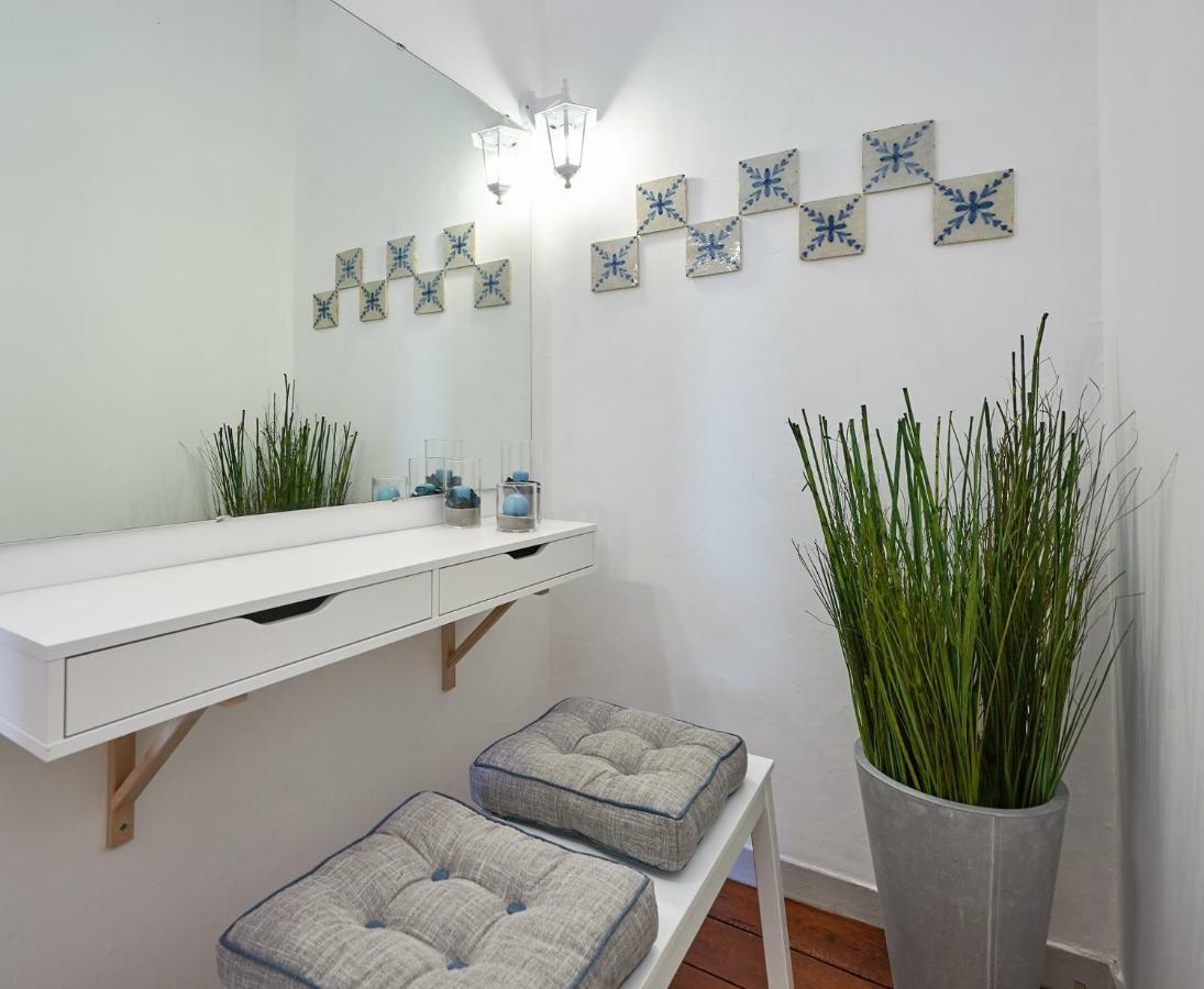 Love Inn Bairro Alto Lisboa Extérieur photo