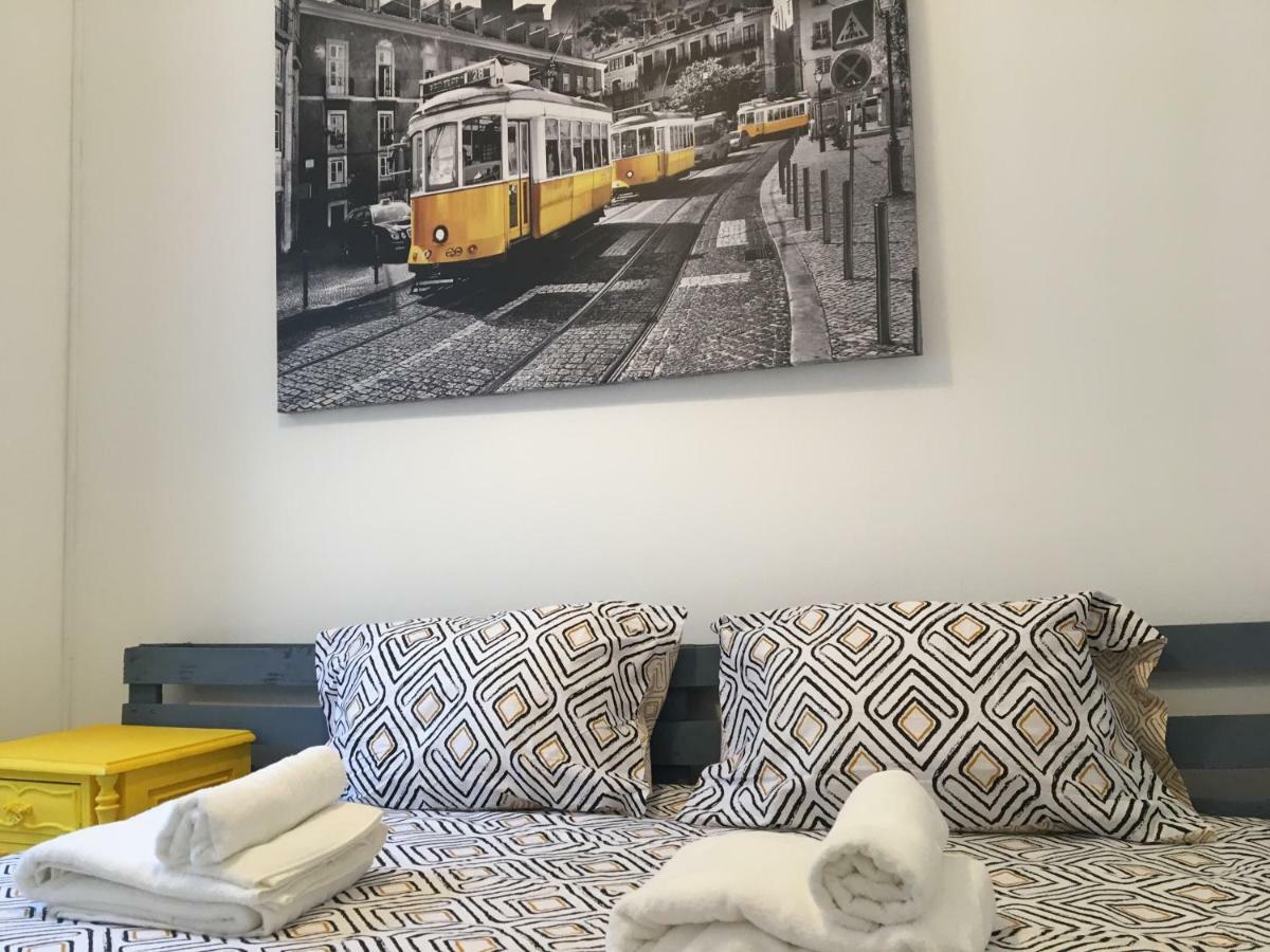 Love Inn Bairro Alto Lisboa Extérieur photo